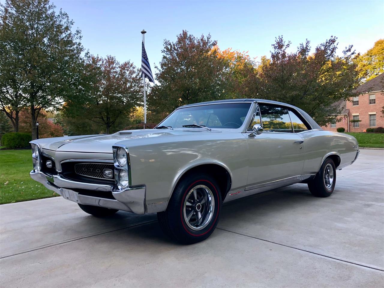 1967-pontiac-gto-pbnjl0zm